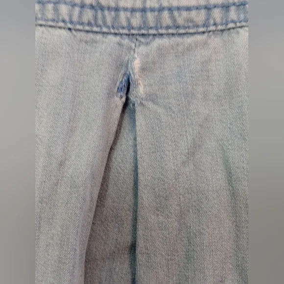 Old Navy Light Blue Casual Button Down Shirt - Picture 6 of 7